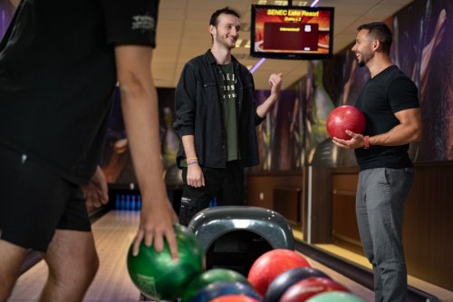 Teambuilding v bowling bare